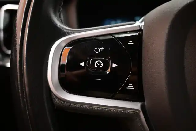 Valkoinen Farmari, Volvo V60 – LSP-266