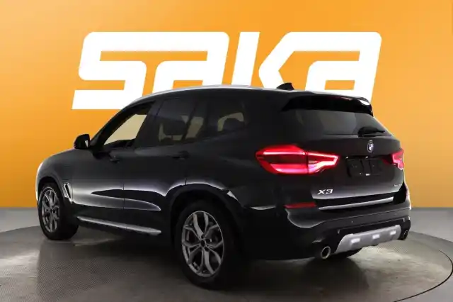 Musta Maastoauto, BMW X3 – LSV-414