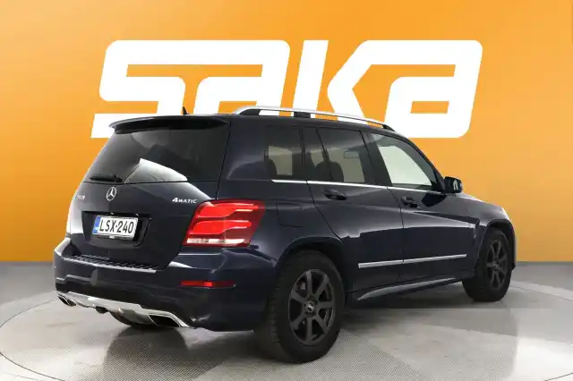 Sininen Maastoauto, Mercedes-Benz GLK – LSX-240