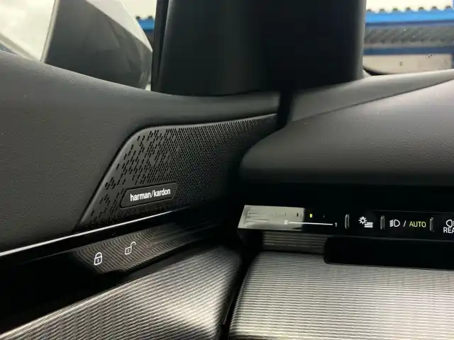 Harmaa Farmari, BMW 530 – LTA-849
