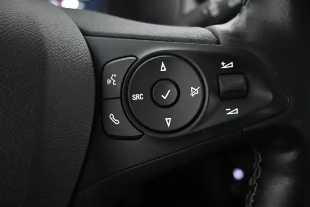 Punainen Viistoperä, Opel Corsa-e – LTH-414