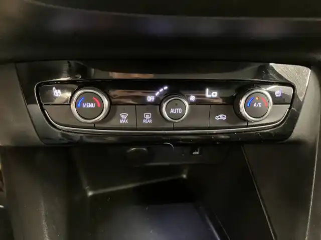 Punainen Viistoperä, Opel Corsa-e – LTH-414