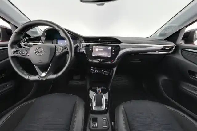 Punainen Viistoperä, Opel Corsa-e – LTH-414
