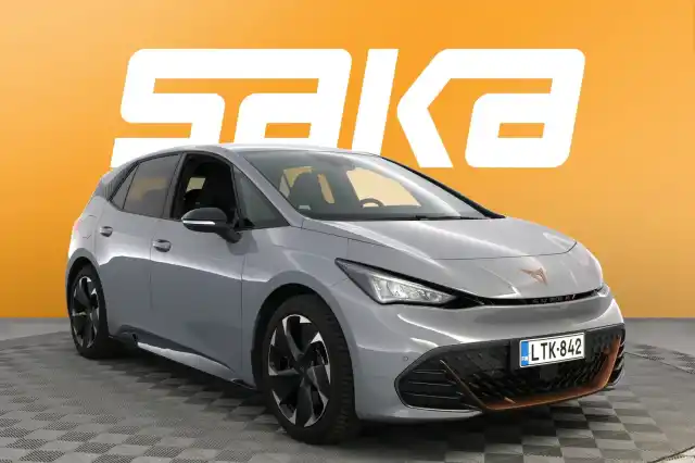 Harmaa Viistoperä, CUPRA Born – LTK-842