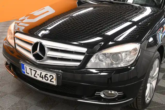 Musta Farmari, Mercedes-Benz C – LTZ-462