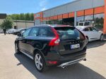 Musta Maastoauto, Volvo XC60 – LUZ-184, kuva 5