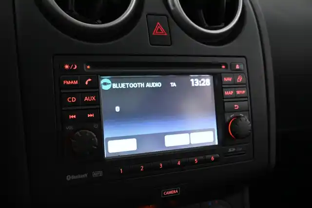 Musta Maastoauto, Nissan Qashqai – LUZ-279