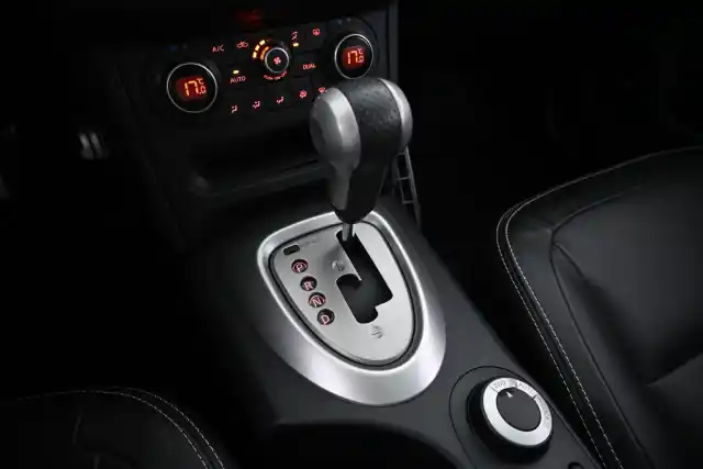 Musta Maastoauto, Nissan Qashqai – LUZ-279