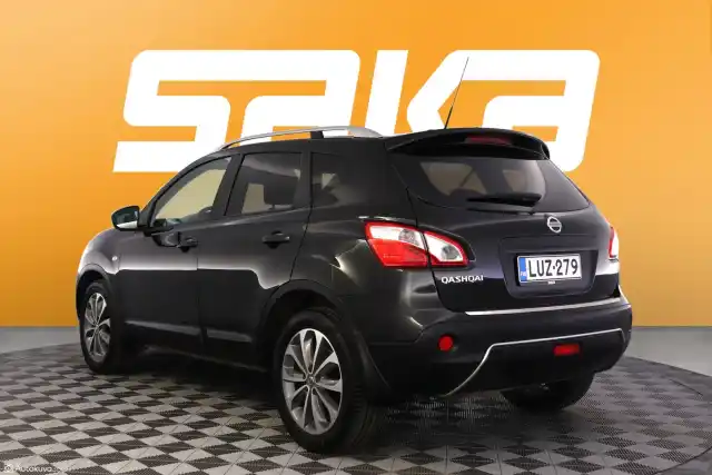 Musta Maastoauto, Nissan Qashqai – LUZ-279