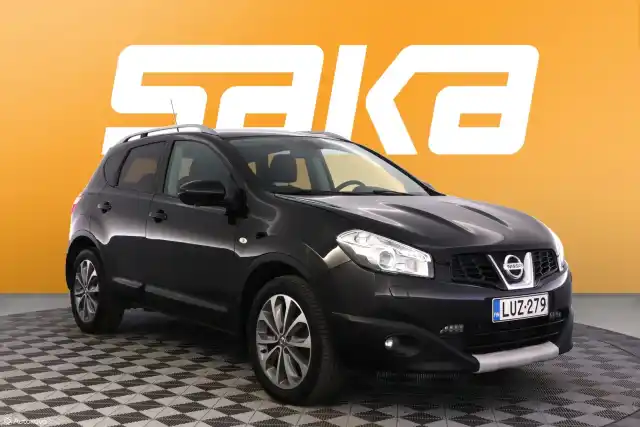 Musta Maastoauto, Nissan Qashqai – LUZ-279