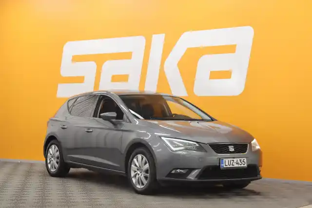 Harmaa Viistoperä, Seat Leon – LUZ-435