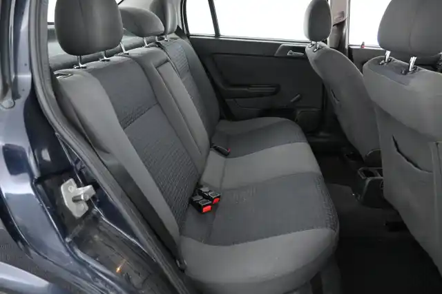 Sininen Viistoperä, Opel Astra – LVF-629