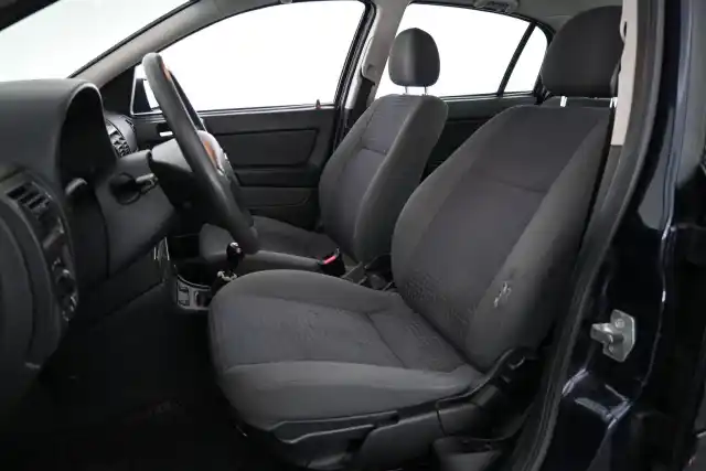 Sininen Viistoperä, Opel Astra – LVF-629