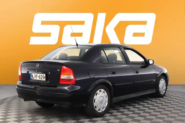 Sininen Viistoperä, Opel Astra – LVF-629