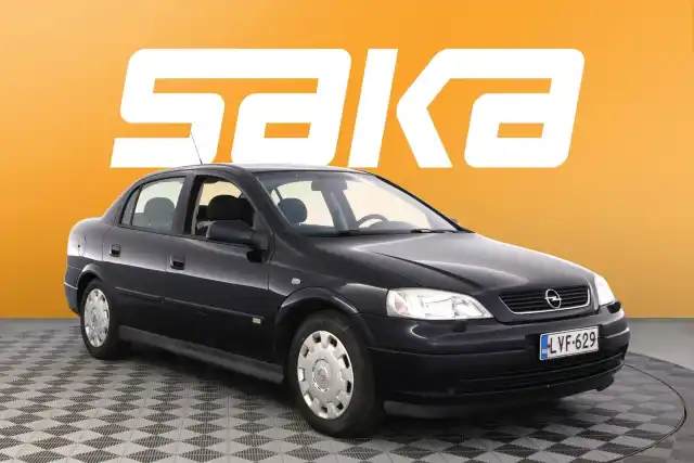 Sininen Viistoperä, Opel Astra – LVF-629