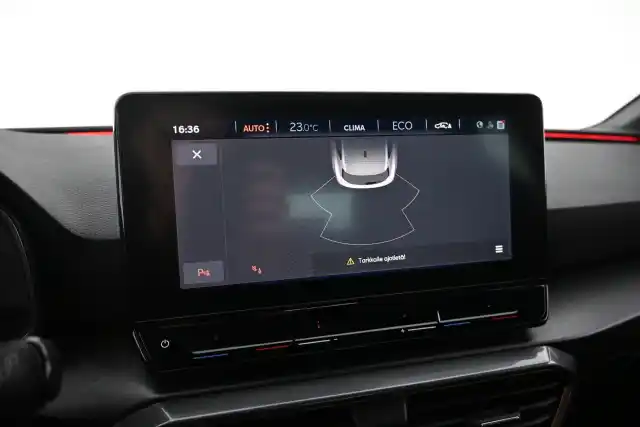 Valkoinen Viistoperä, Cupra Leon – LVP-398