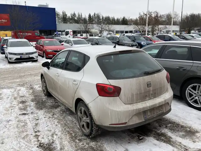 Valkoinen Monikäyttö, Seat Ibiza – LYZ-253