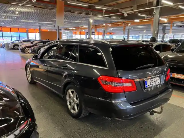  Farmari, Mercedes-Benz E – LZE-510