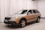 Beige Farmari, Skoda Octavia – LZK-926, kuva 3