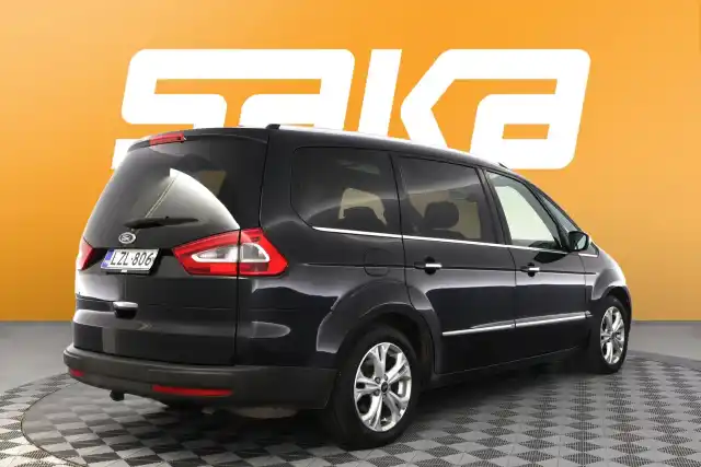 Musta Tila-auto, Ford Galaxy – LZL-806