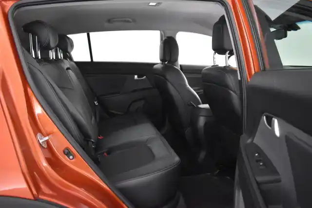 Oranssi Maastoauto, Kia Sportage – LZM-520