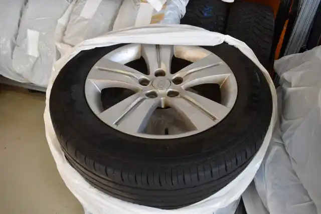 Oranssi Maastoauto, Kia Sportage – LZM-520