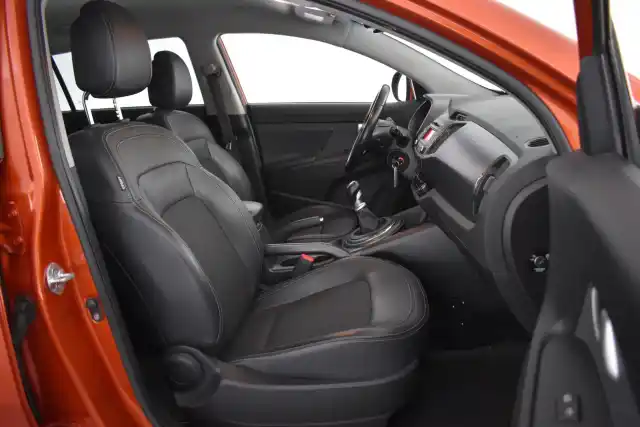 Oranssi Maastoauto, Kia Sportage – LZM-520