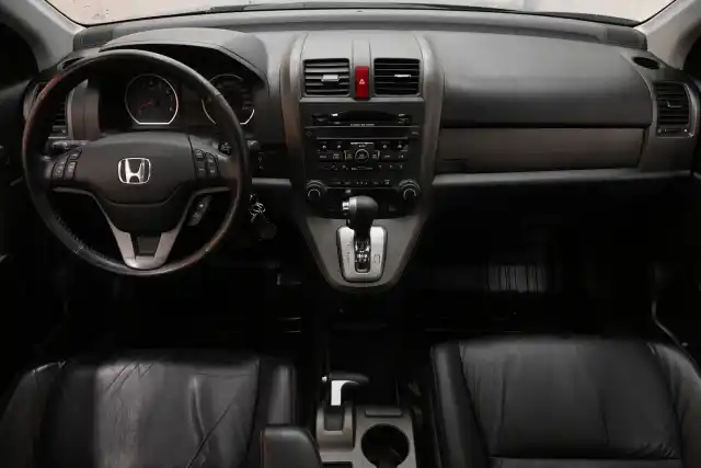 Harmaa Maastoauto, Honda CR-V – LZN-399