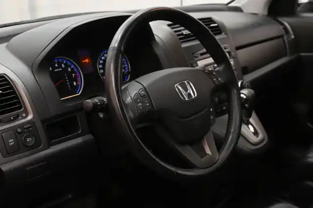 Harmaa Maastoauto, Honda CR-V – LZN-399