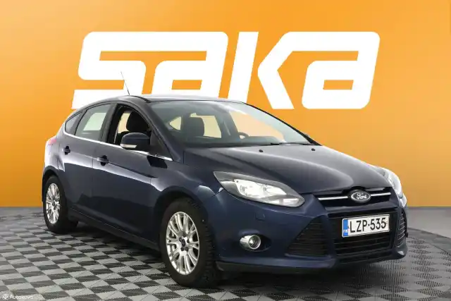 Sininen Viistoperä, Ford Focus – LZP-535