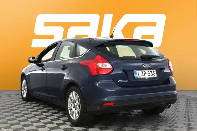 Sininen Viistoperä, Ford Focus – LZP-535