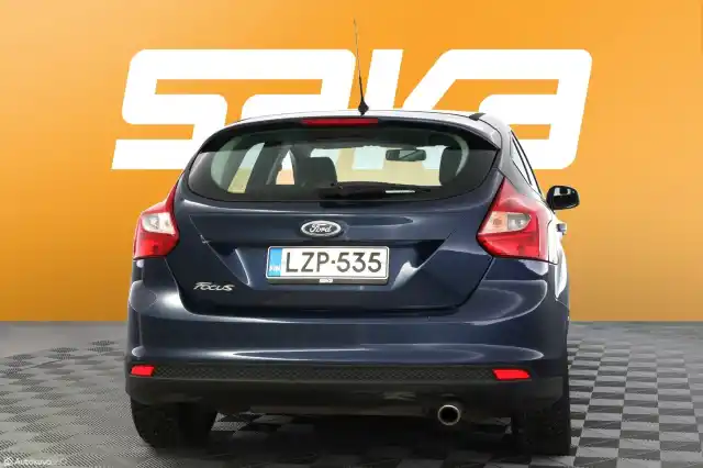 Sininen Viistoperä, Ford Focus – LZP-535