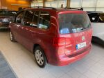 Punainen Tila-auto, Volkswagen Touran – LZR-863, kuva 3