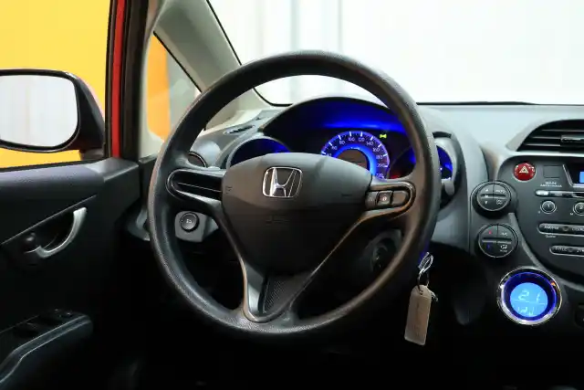 Punainen Viistoperä, Honda Jazz – LZS-233