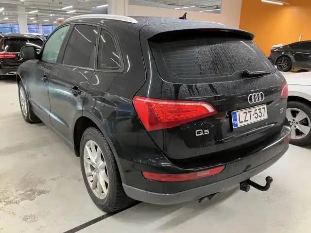 Musta Maastoauto, Audi Q5 – LZT-537