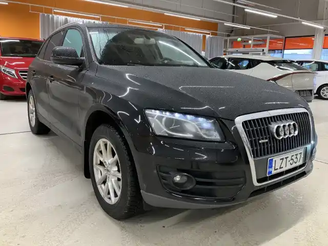 Musta Maastoauto, Audi Q5 – LZT-537