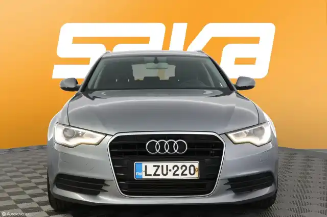 Harmaa Farmari, Audi A6 – LZU-220