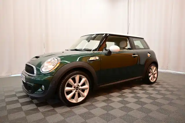 Vihreä Viistoperä, MINI Cooper S – LZV-726