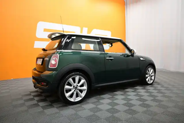 Vihreä Viistoperä, MINI Cooper S – LZV-726