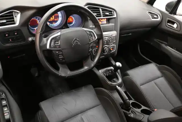 Harmaa Viistoperä, Citroen C4 – LZX-498