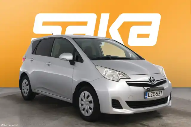 Hopea Tila-auto, Toyota Verso-S – LZX-537