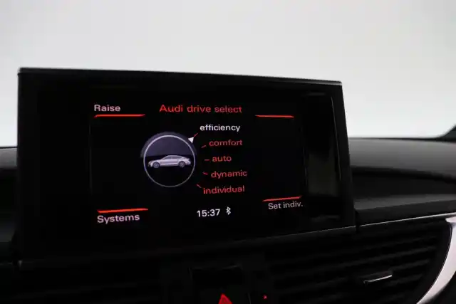 Harmaa Viistoperä, Audi A7 – LZX-983