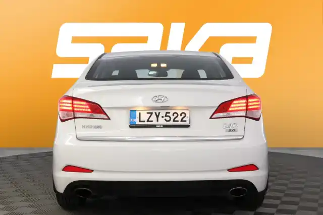 Valkoinen Sedan, Hyundai i40 – LZY-522