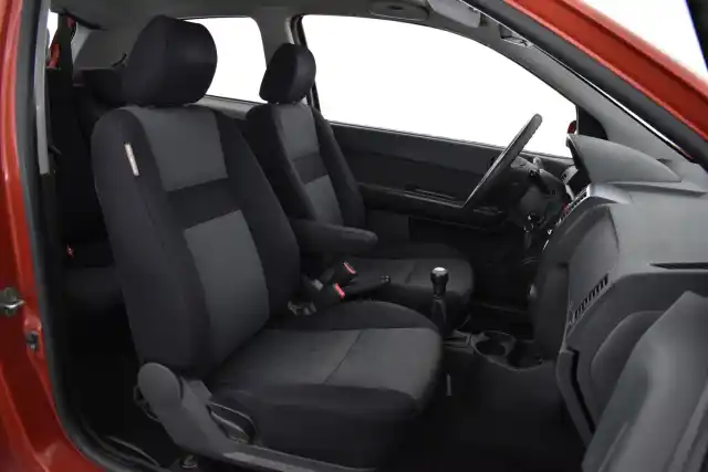 Punainen Viistoperä, Hyundai Getz – MAY-589