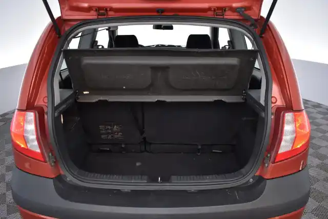 Punainen Viistoperä, Hyundai Getz – MAY-589