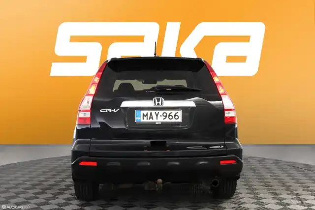 Musta Maastoauto, Honda CR-V – MAY-966