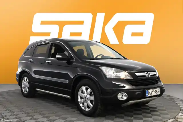 Musta Maastoauto, Honda CR-V – MAY-966