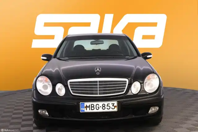 Musta Sedan, Mercedes-Benz E – MBG-853
