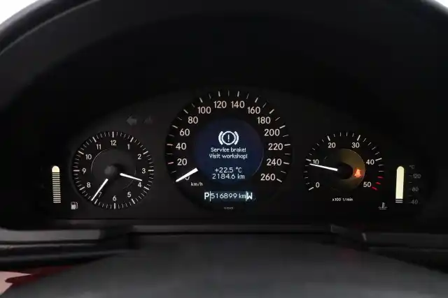 Musta Sedan, Mercedes-Benz E – MBG-853