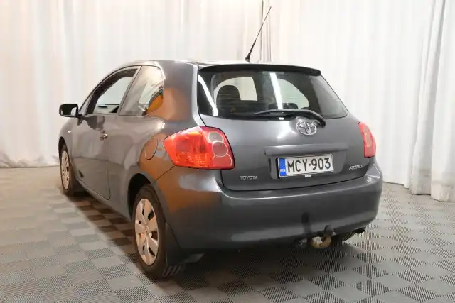 Harmaa Viistoperä, Toyota Auris – MCY-903